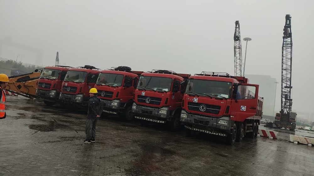 【专业驾送】郑州至天津港口 5 台自卸货车代驾：专业驾送，让您的车辆安全直达港